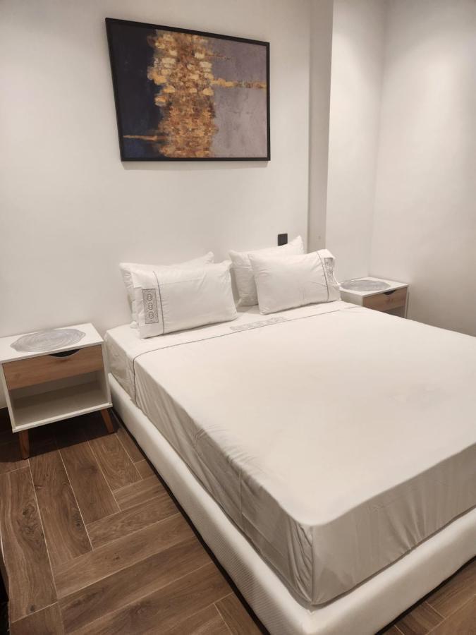 Modern Luxury Retreat: 2-Bedroom Apartment In The Heart Of Marrakech Marrakesh Ngoại thất bức ảnh
